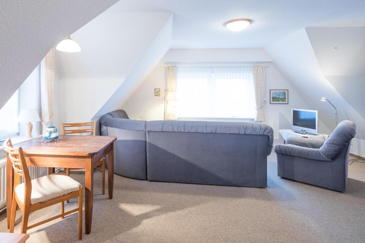 Direkt Am Deich - Ferienwohnung Amrum Im Gaestehaus Am Badedeich Дагебюлль Экстерьер фото